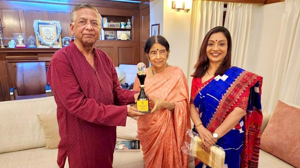 Aalekh Foundation recognizes HH Gouri Lakshmi Bayi of Travancore with Women Achievers Award 2024